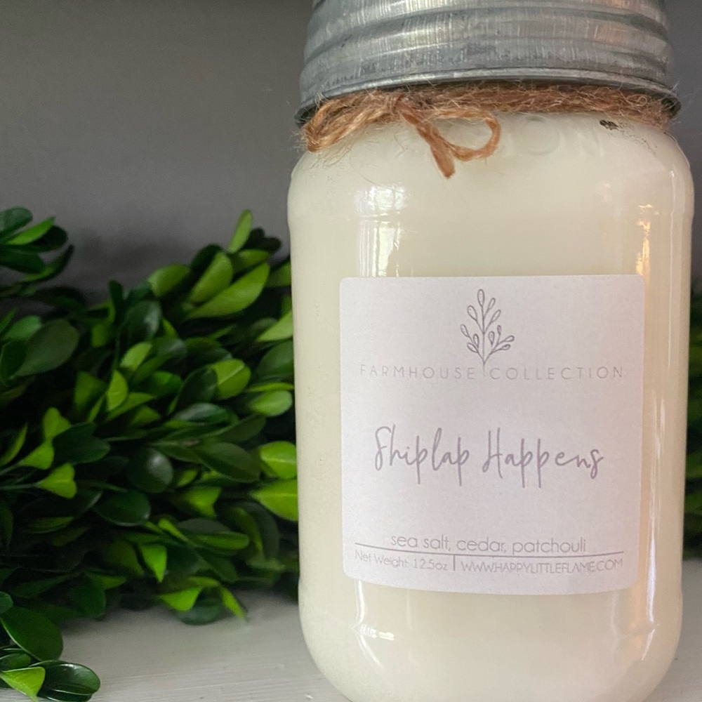 Shiplap happens candle